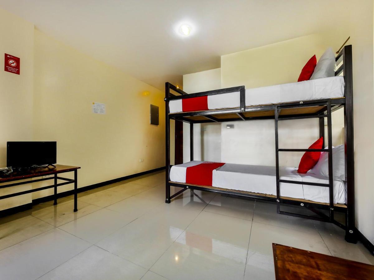 Oyo 842 City Smiles Apartelle San Juan  Exterior foto